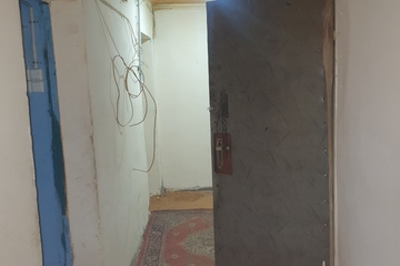 Комната, (всего 4 ком.), 100 м², 1/5 эт.