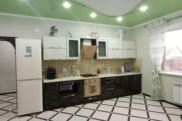 Дом, 296 м², 2 эт.