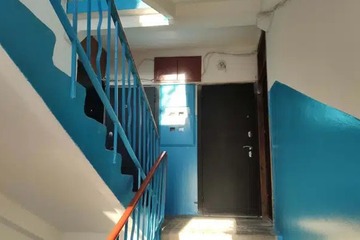 2-к квартира, 42 м², 3/5 эт.